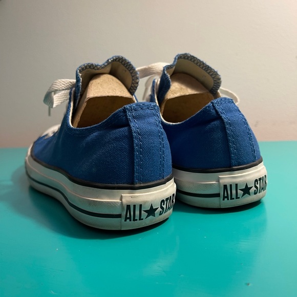 Converse All Star Low Tops - Women’s 7 - Picture 4 of 10